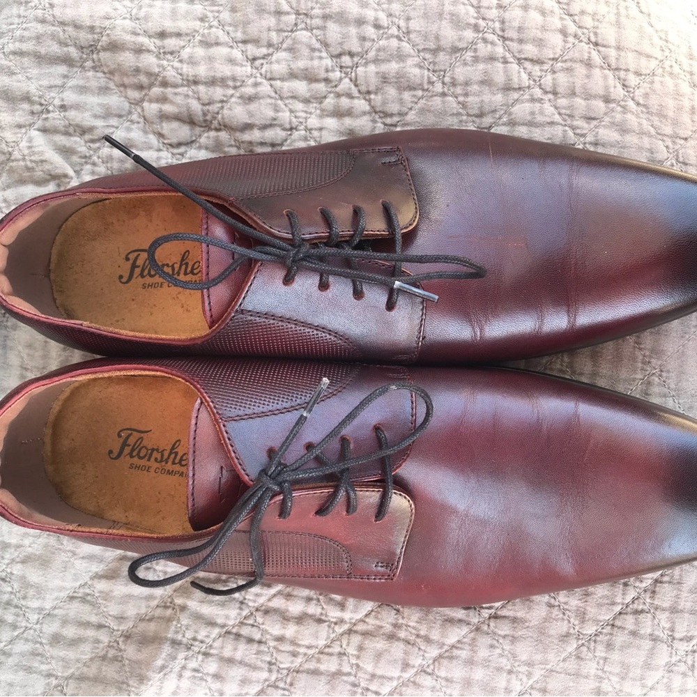 Florsheim Men's Burgundy Leather Dress Oxfords
